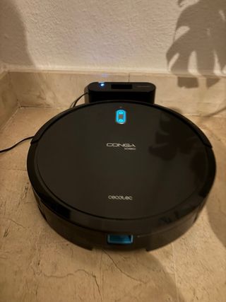 Robot Aspirador y fregasuelos con App