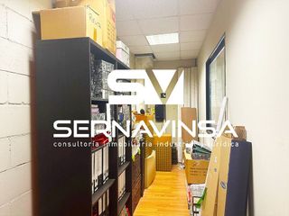 Local comercial en venta en Sant Esteve Sesrovires