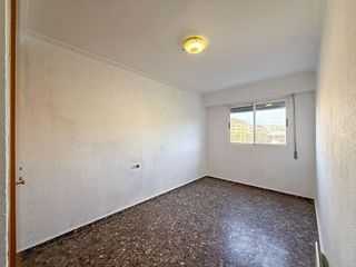 Piso en venta en La Creu del Grau en Valencia
