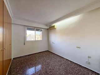 Piso en venta en La Creu del Grau en Valencia