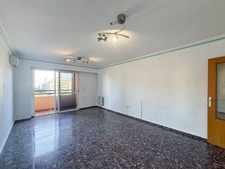Piso en venta en La Creu del Grau en Valencia