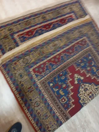 Alfombra persa anudada a mano de Irán