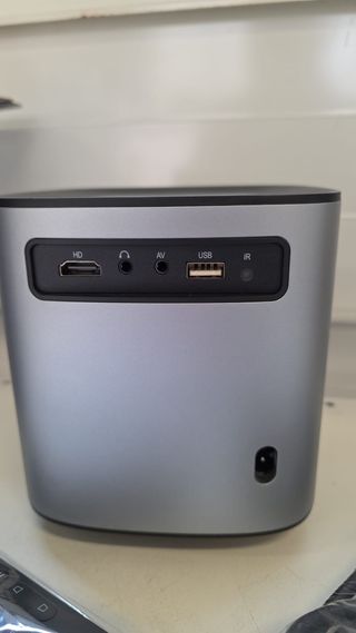 Proiettore YUZINO 4K Supporto E-Focus GD122