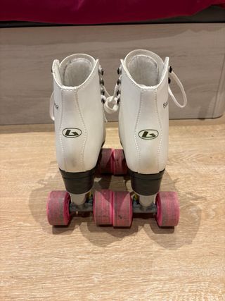 Patines artísticos blancos 4 ruedas talla 37-38.