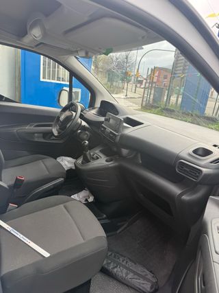 Peugeot Partner 2021