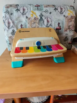 Piano bebé Hape Baby Einstein