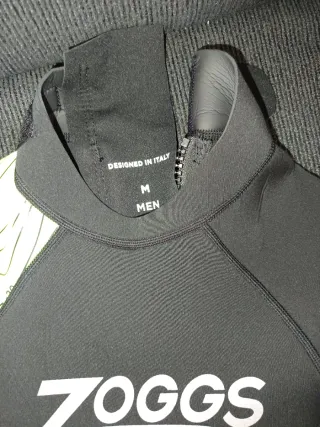 Traje de neopreno Zoggs talla M