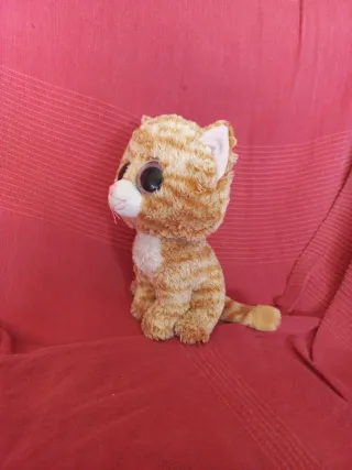Peluche Gato Ojos Saltones Beanie 25cm