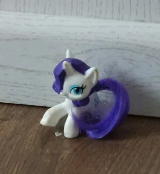 Juguete unicornio bebé morado