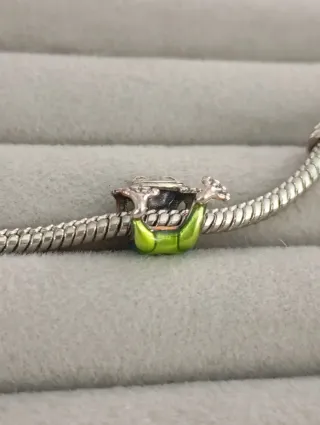 Charm rana trepadora nuevo plata