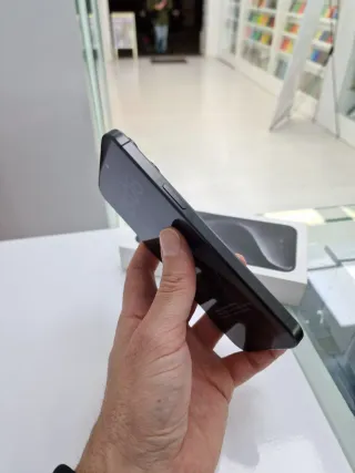 iPhone 15 Pro Max 512GB Negro - Como Nuevo