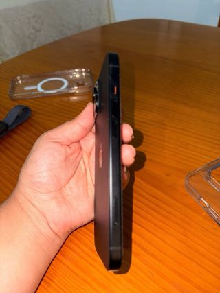 Lote iPhone 15, 16 y Apple Watch