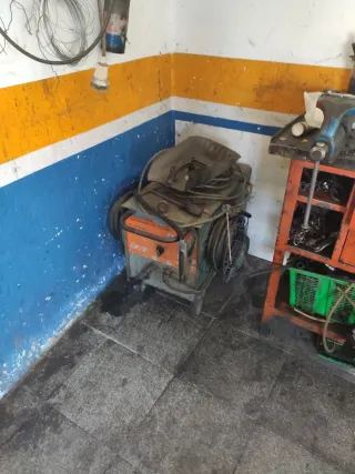 Maquinaria Taller Robusta y Duradera