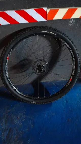Llanta de Bicicleta 29 Kenda