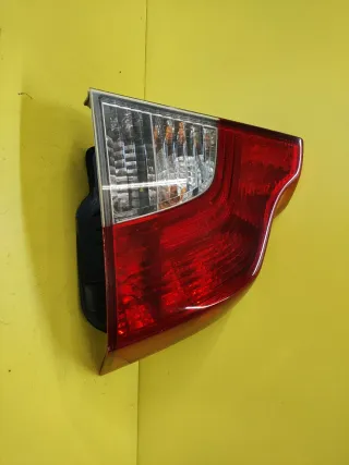 PILOTO TRASERO DERECHO VOLVO S40 (LED)