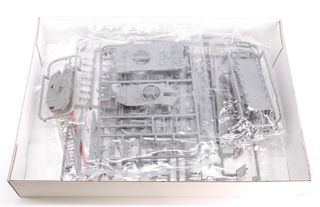 Maqueta German MBT Leopard 2A5/A6 Border 1/72