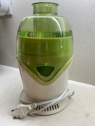 Licuadora Taurus Liquafresh Verde