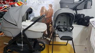 Passeggino Inglesina Aptica XT Grigio