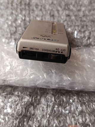 Radio Portátil Sony Walkman AM/FM Mega Bass