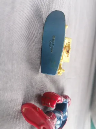 Figuras Spiderman y Bob Esponja