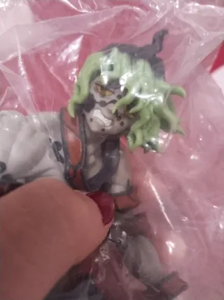Figura Demon Slayer Gyutaro Banpresto