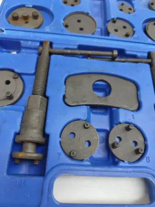 Kit Herramientas Frenos Coche