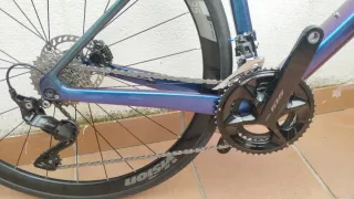 Bicicleta NOON de carbono