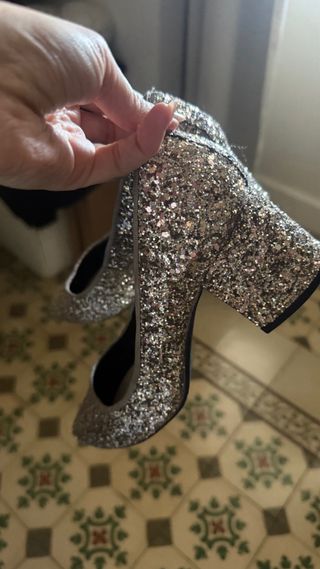 Zapatos tacón ancho brillo T36