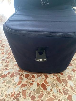 Capazo Jané Micro con funda y protector