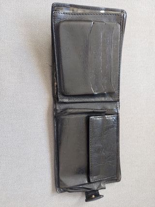 Carteira homem em pele usada