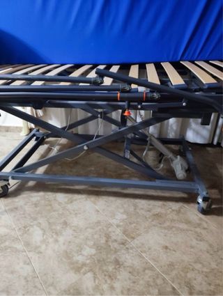 Cama geriátrica articulada