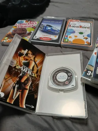 Lote 8 giochi PSP