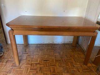 Mesa de comedor de madera plegable