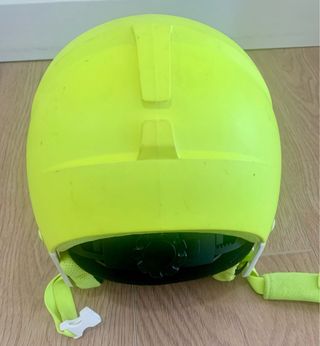 Casco de esquí infantil amarillo talla S.