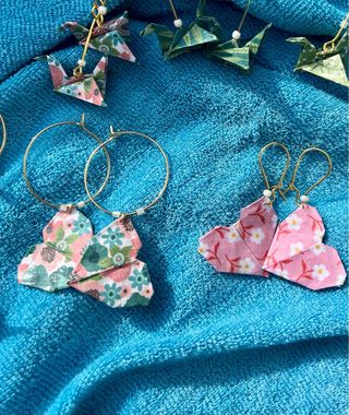 Orecchini origami gru, farfalle e cuori.