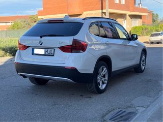 BMW X1 2012