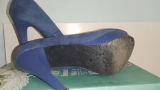 Zapatos de tacón Mustang ante azul