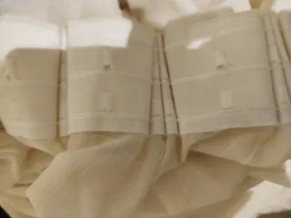 Juego de 2 cortinas largas. Blanco roto