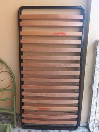 Cabecero cama 90 metal verde/dorado+mesita+somier