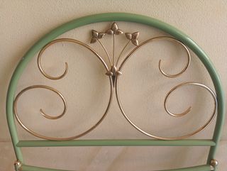 Cabecero cama 90 metal verde/dorado+mesita+somier