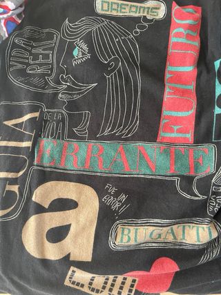 Camiseta Desigual manga larga estampada