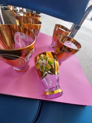 Sei bicchieri decorati oro e rosa