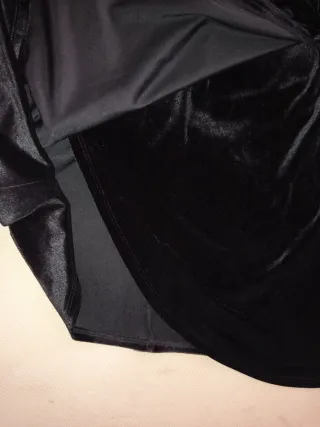 Vestido Terciopelo Negro Lefties