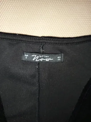 Vestido Terciopelo Negro Lefties