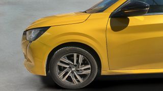 Peugeot 208 PureTech 100 Allure Pack EAT8 75 kW (100 CV)