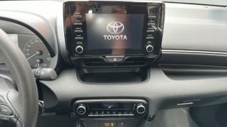 Toyota Yaris 120H Style 85 kW (116 CV)