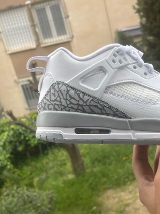 Jordan 3 Gris Blanco