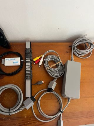 Nintendo Wii completa + Mando pro + SD 64GB + HDMI