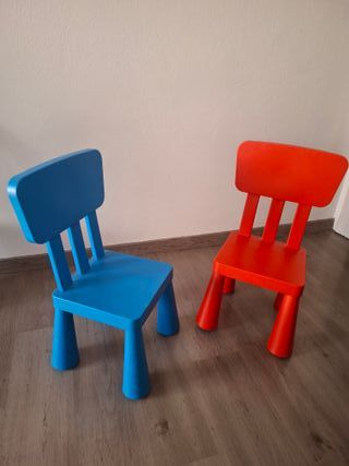 Escritorio infantil IKEA regulable + cubos