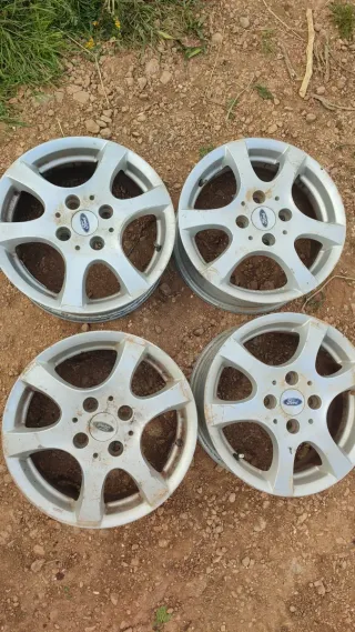 Llantas Ford Fiesta (4 unidades)